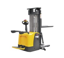 Штабелер самоходный 2,0 т 3,3 м XILIN CDDK20 Li-ion 24/225 В/Ач ЭУР (с платформой)
