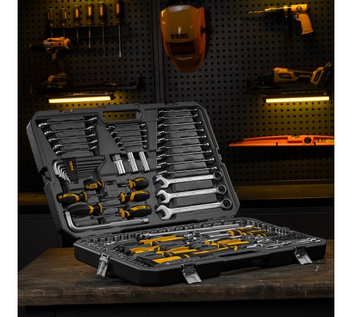 Набор инструментов, 1/2", 1/4", 3/8", CrV, S2, пластиковый кейс, 144 предмета Denzel
Набор инструментов, 1/2", 1/4", 3/8", CrV, S2, пластиковый кейс, 144 предмета Denzel