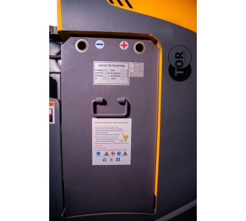 Ричтрак электрический с кабиной TOR 2,0 т 8,0 м CQD20-D Li-ion
