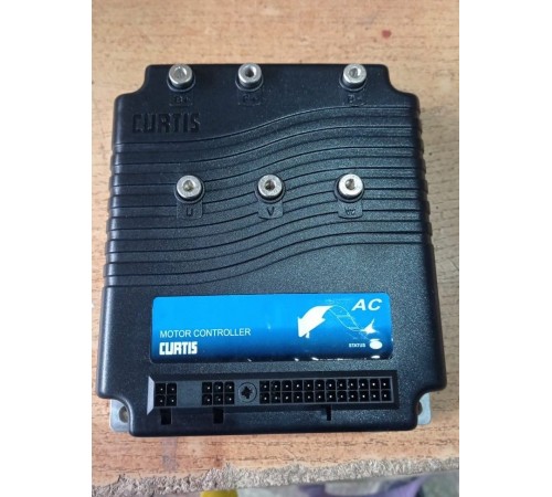 12 Контроллер переменного тока (АС) для самоходного штабелёра CDDR-II (AC Controller)